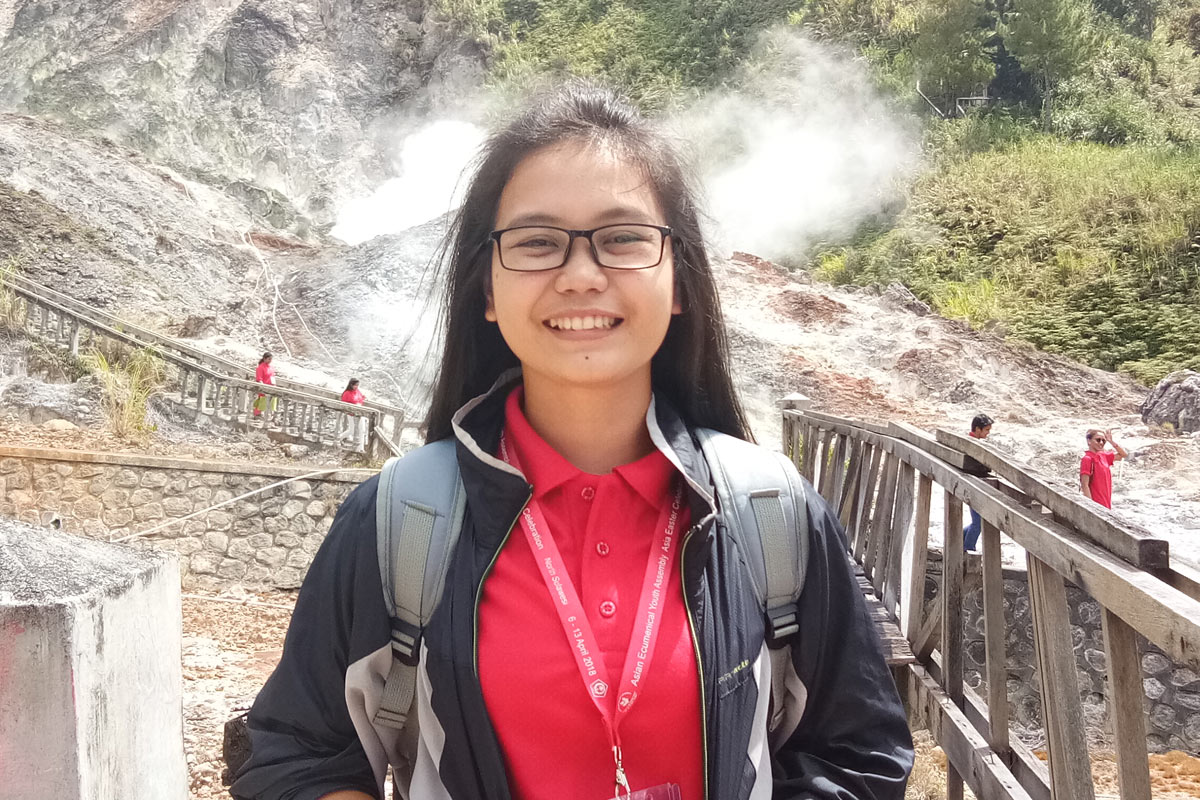 Sweetry Noverlindra hopes LSTC studies help her grow Indonesian church