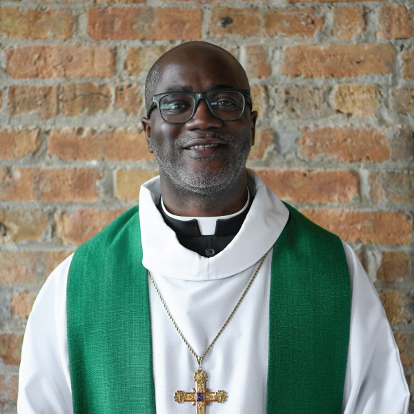 Headshot of Bishop Yehiel Curry