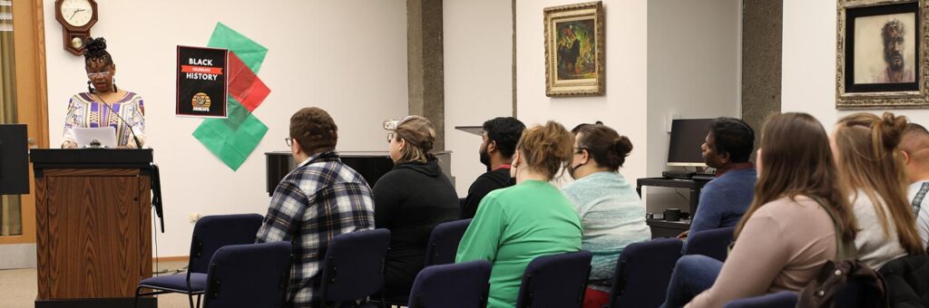 Dr. Linda Thomas speaks at a public panel on reparations.