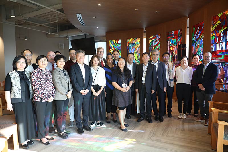 Group shot during a visit from the delegation representing the China Christian Council (CCC) and the Three-Self Patriotic Movement of the Protestant Church.