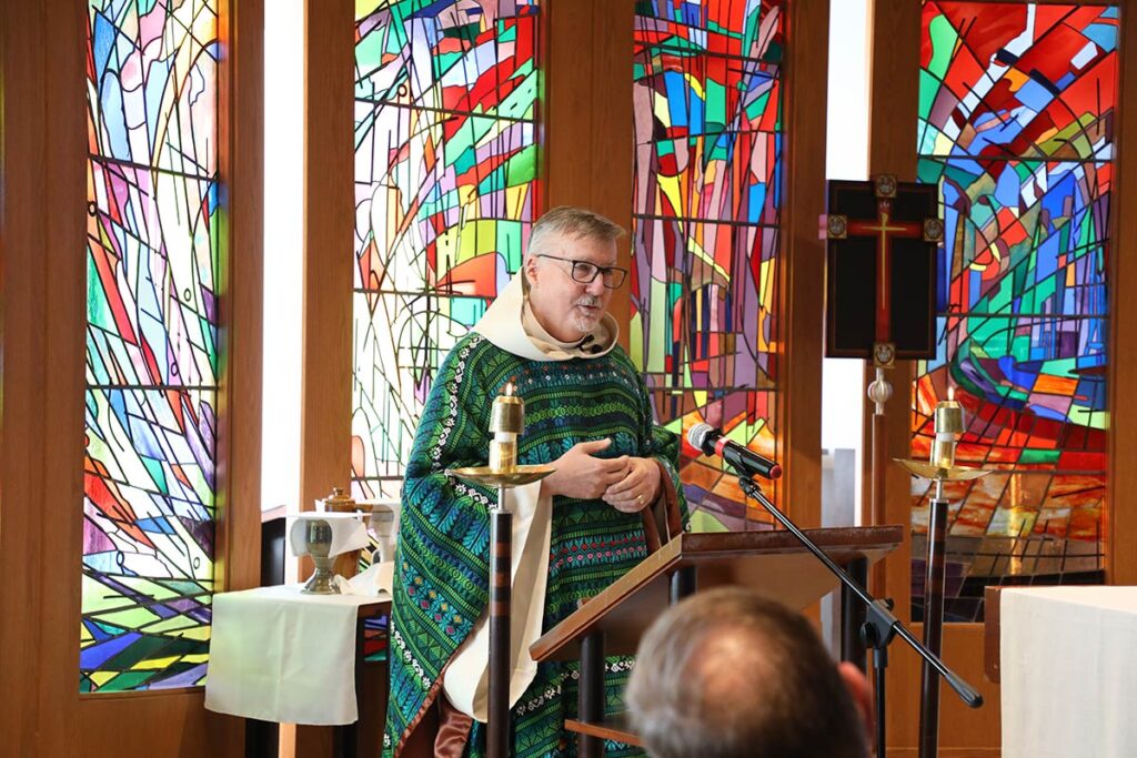 President James Nieman preaching in the LSTC Chapel.