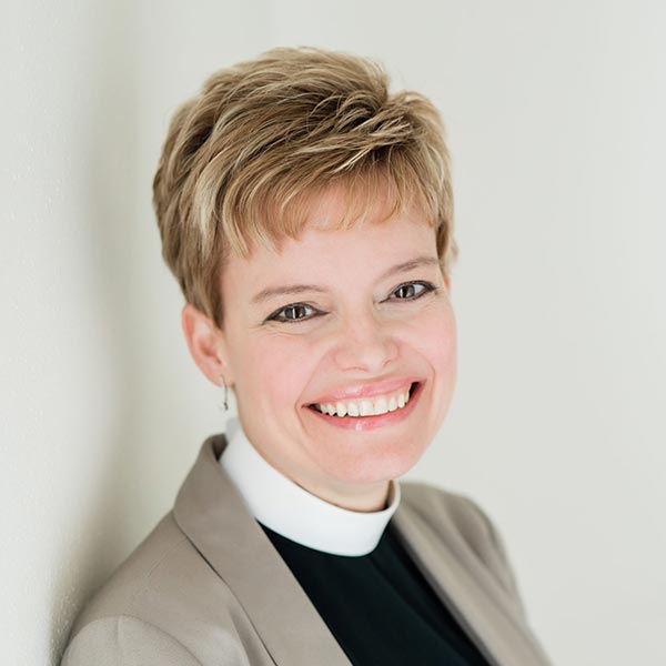 Headshot of Tracey Breashears Schultz.