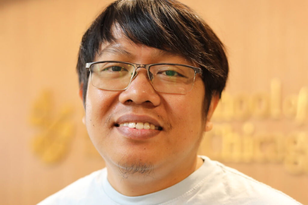 Headshot of Jan Purba.