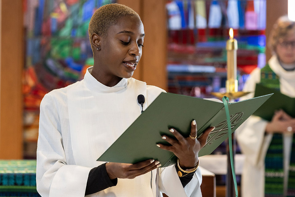 An LSTC student reading aloud during wordship.