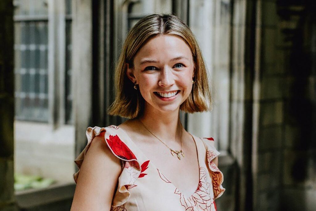 Headshot of Liza Johnson.